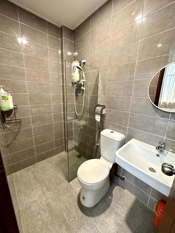 Springfield 3-Storey Cheerful Townhouse #Yoyo Homestay SDK Esterno foto