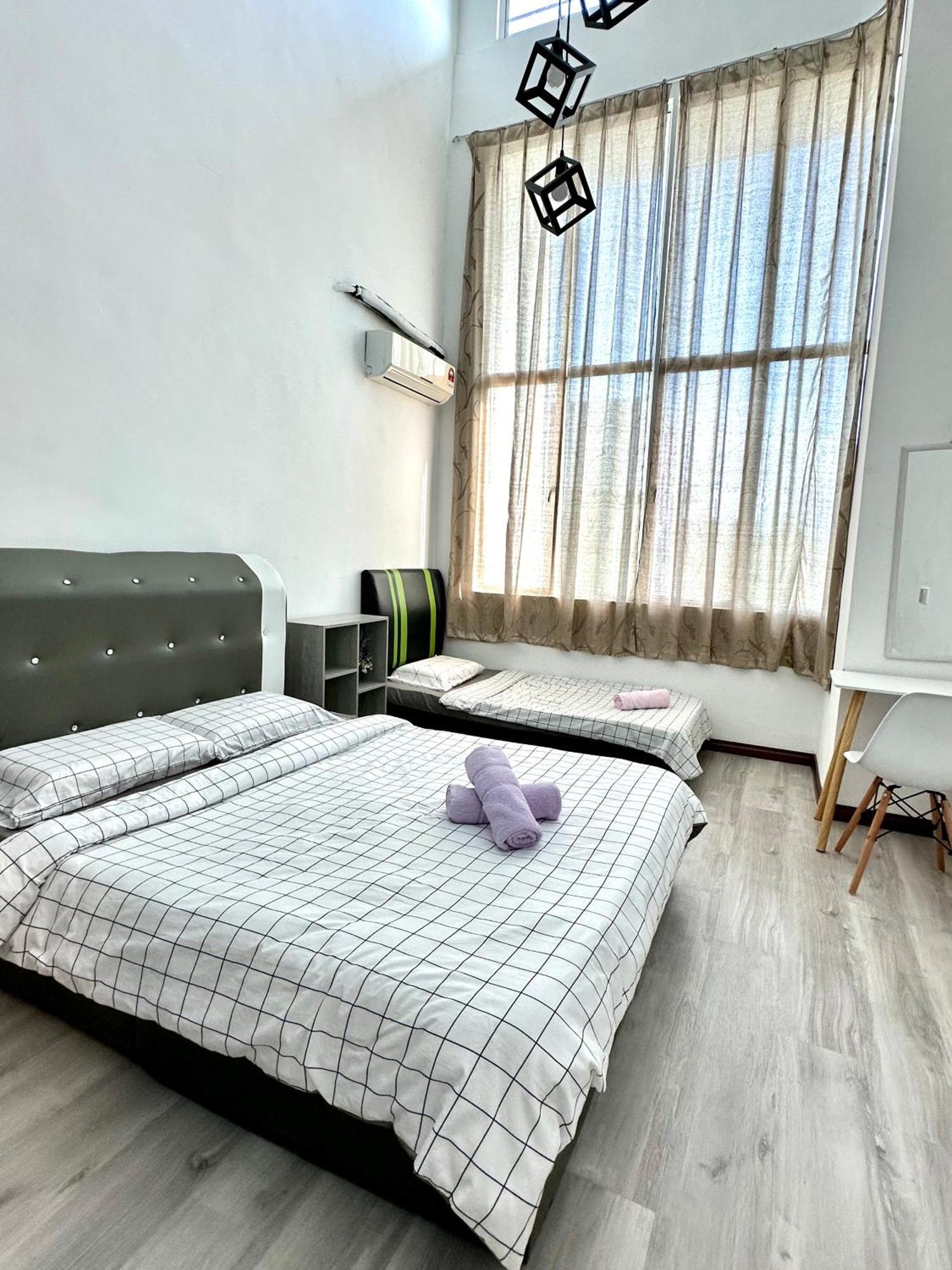 Springfield 3-Storey Cheerful Townhouse #Yoyo Homestay SDK Esterno foto