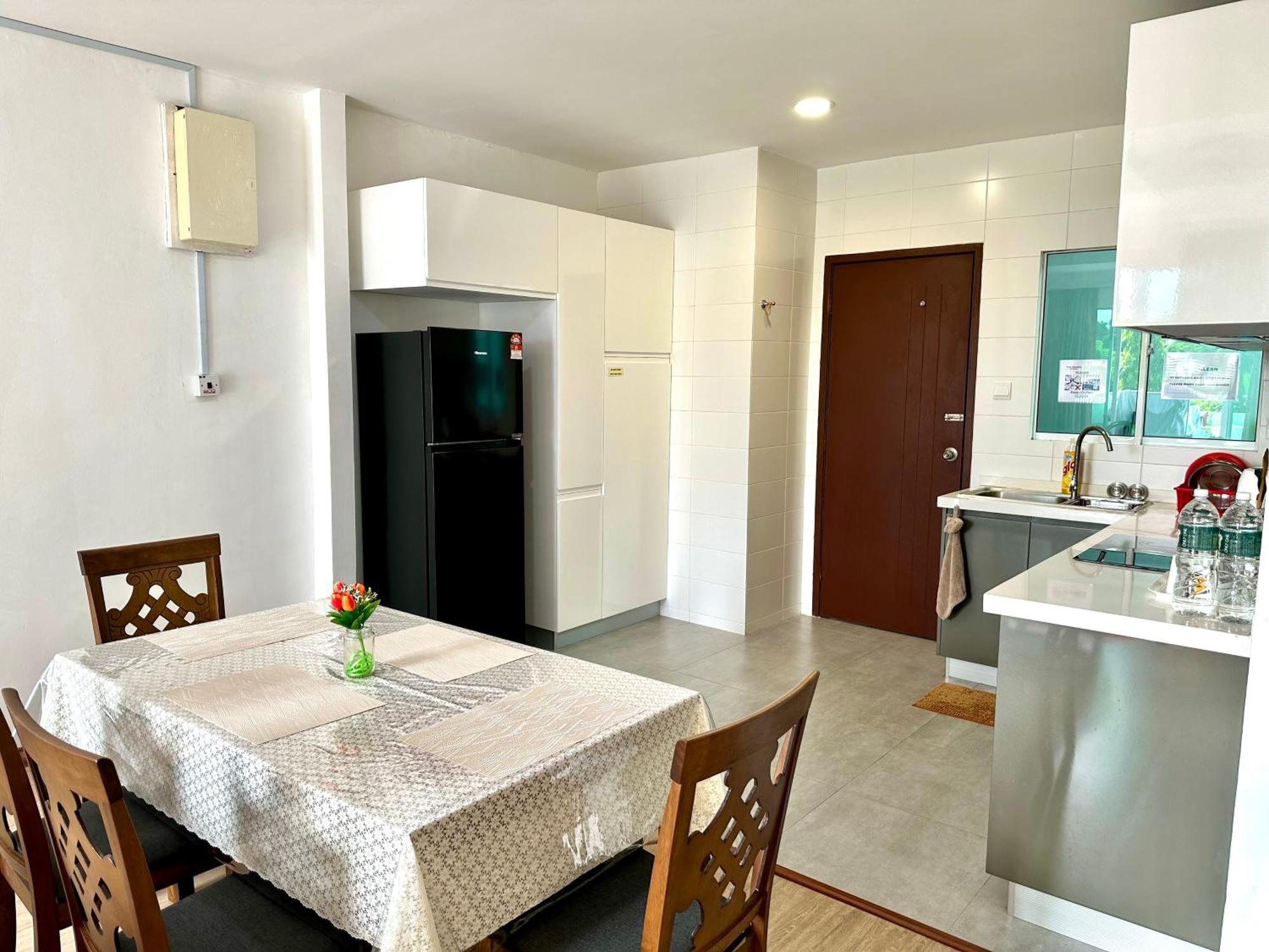Springfield 3-Storey Cheerful Townhouse #Yoyo Homestay SDK Esterno foto